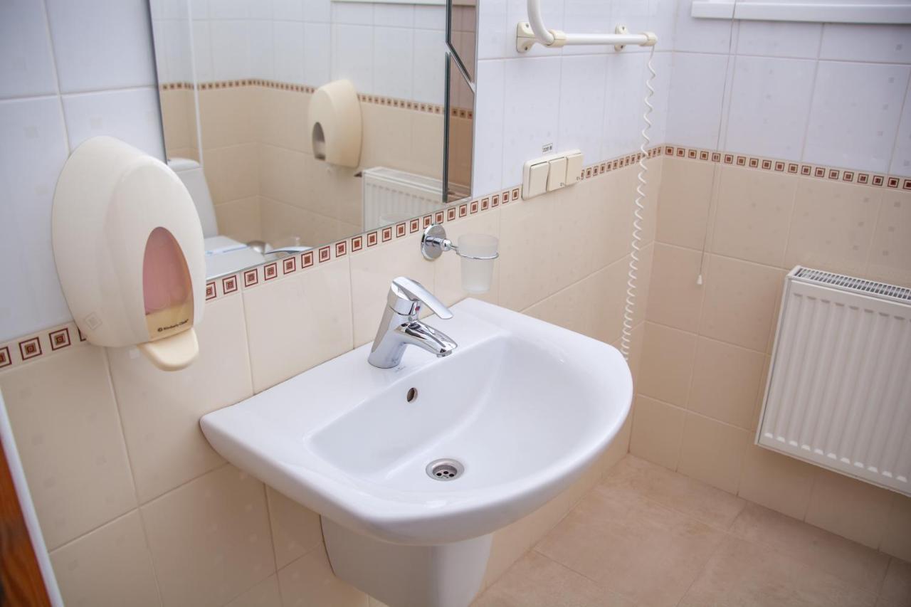 Hotel Piligrim 3 Mykolajiv Buitenkant foto
