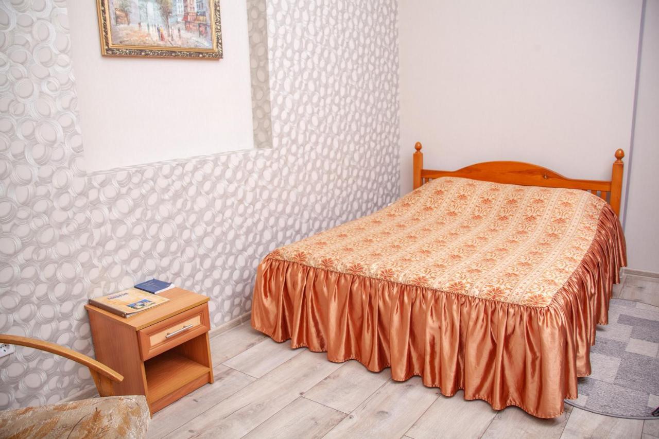 Hotel Piligrim 3 Mykolajiv Buitenkant foto