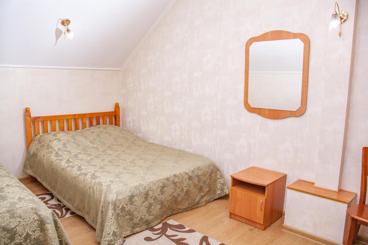 Hotel Piligrim 3 Mykolajiv Buitenkant foto