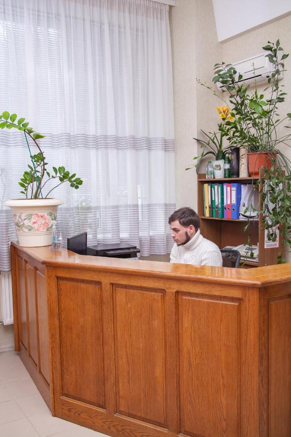 Hotel Piligrim 3 Mykolajiv Buitenkant foto