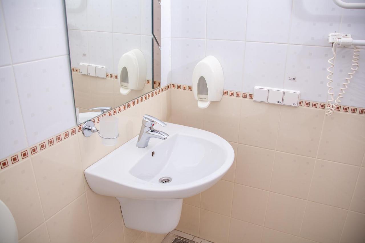 Hotel Piligrim 3 Mykolajiv Buitenkant foto