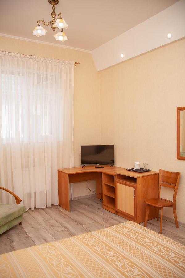 Hotel Piligrim 3 Mykolajiv Buitenkant foto