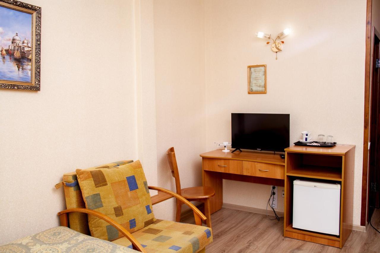 Hotel Piligrim 3 Mykolajiv Buitenkant foto